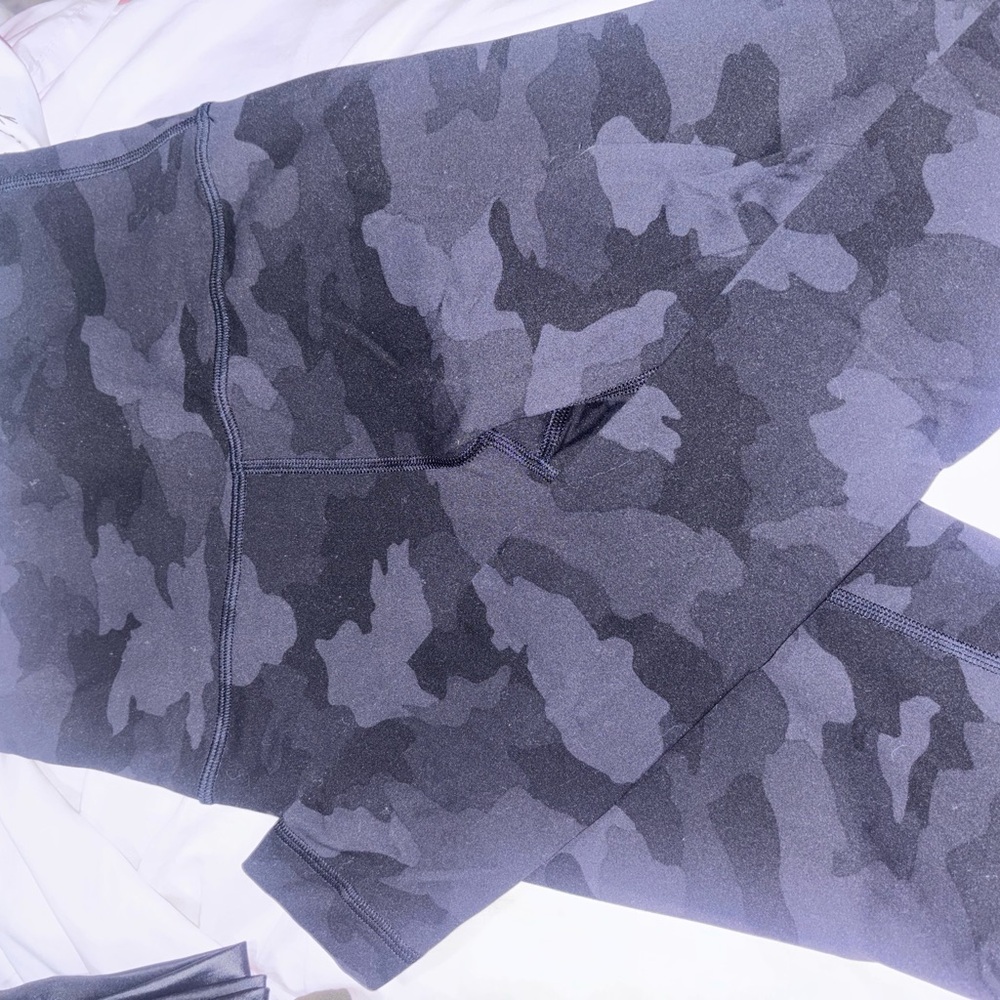 lululemon athletica Camouflage Leggings - Black and Gray